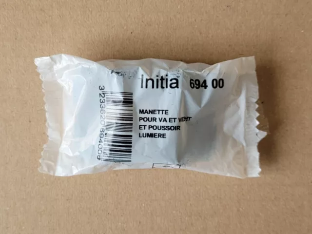 ARNOULD INITIA 69400 - Manette pour Va et Vient ou Poussoir - Lumière - Blanc 2