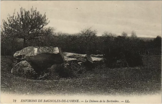 CPA Environs de BAGNOLES-de-l'ORNE-Le Dolmen de la Bertiniére (29607)