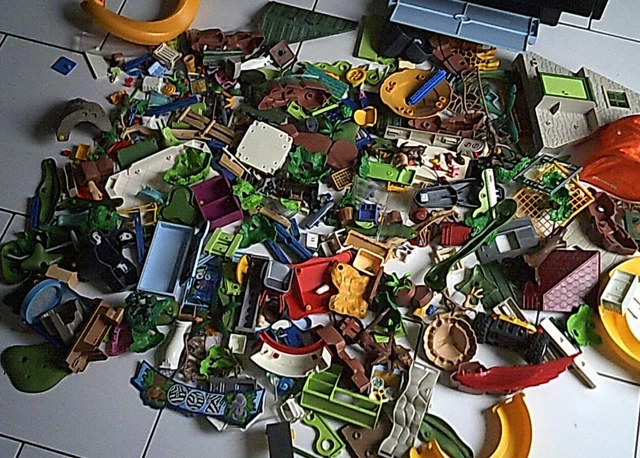 lot de  pièces détachées en vrac Playmobil 