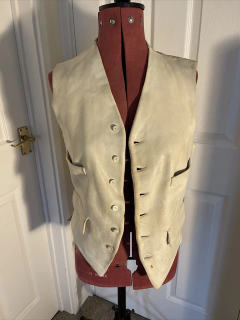 Cappotto vita vintage in pelle bianca militare?