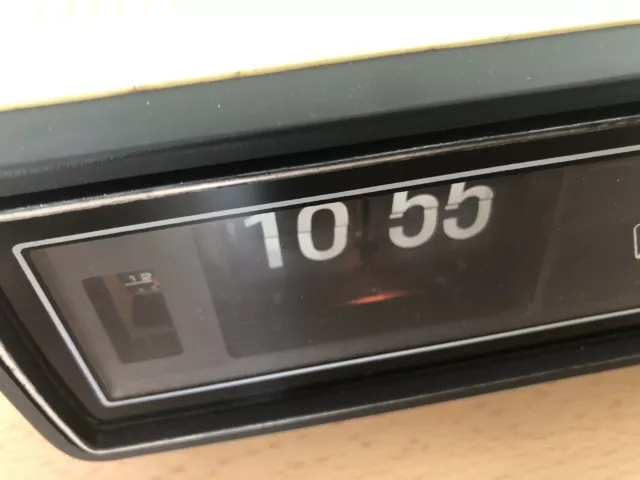 Weiner Klappzahlenwecker Flip Clock 70er Vintage