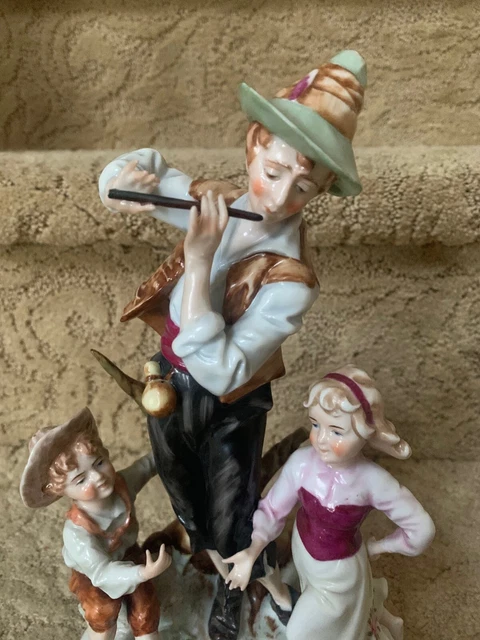 Kalk Porcelain Figure 9.5" tall Hand painted Pied Piper 2