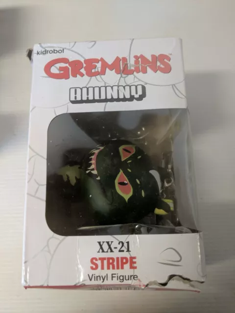 Kidrobot GREMLINS Bhunny STRIPE XX-21 Vinyl Figure + Keychain box damage ~ bin67