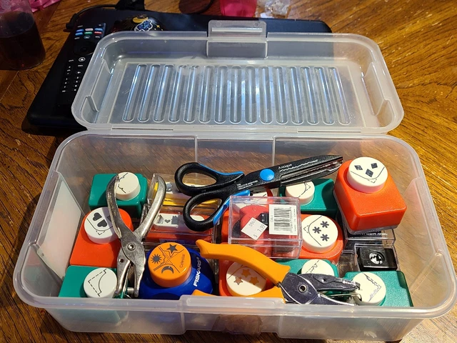 Lot of 16 Scrapbooking Paper Punch Punches Corner Rounder Creative Memories .