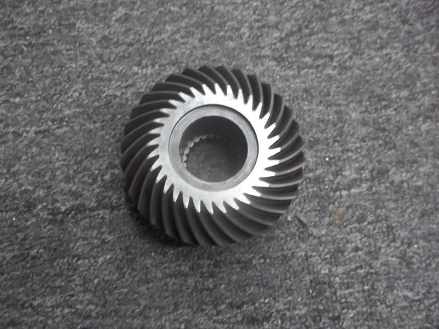 Mercruiser TR upper drive gear 62879 Mercruiser TR upper drive gear 62879