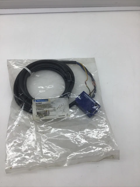 Interruttore Di Sicurezza Telemecanique Schneider XCS-A702 – Finecorsa Originale Nuovo
