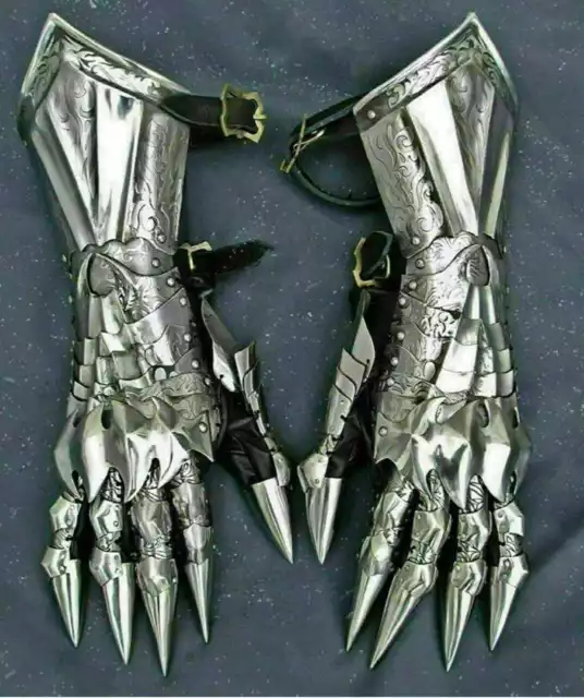 Paire de gants médiévaux avec accents en laiton, armure de chevalier...