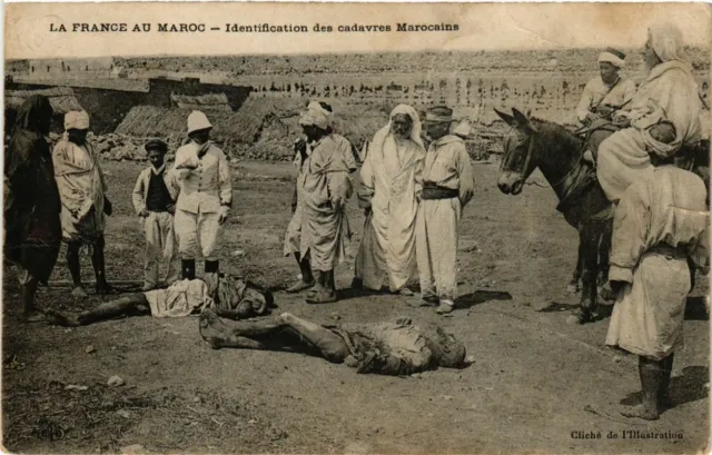 CPA AK MAROC Identification des cadavres Marocains (213390)