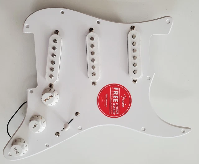 NEW PICKGUARD FENDER SQUIER Affinity loaded STRATOCASTER SSS blanc guitare STRAT