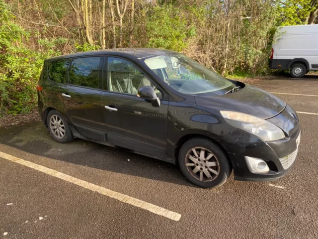 renault grand scenic 1.5 Diesel tom tom 7 seats on DPF model