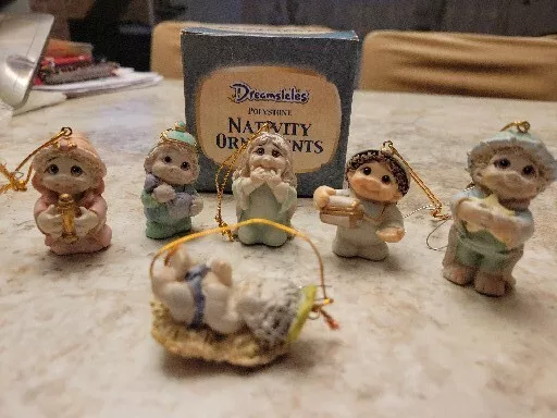 Adorable DREAMSICLES Nativity Christmas Mini Tree Ornaments Polystone EXC!