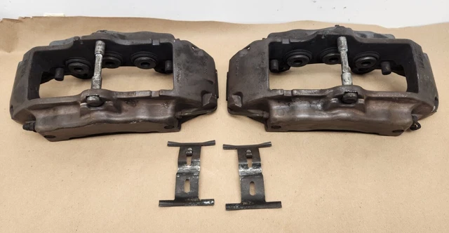2004-2010 VW Touareg Porsche Cayenne Q7 Brembo Brake Calipers Front Pair 17Z