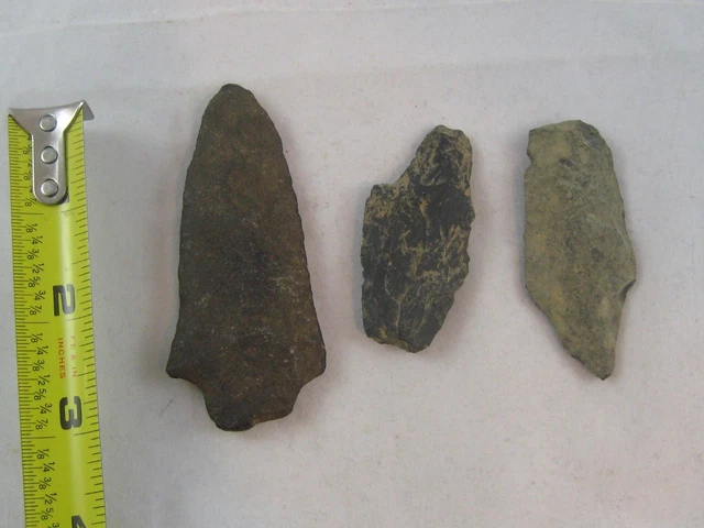 Lot Of 3  Native American Arrowheads Artifacts