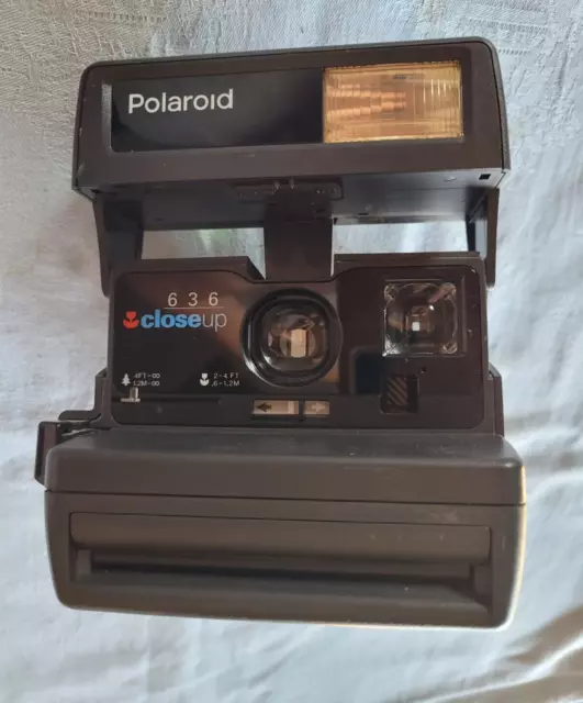 Ancien Appareil Photo Instantane Polaroid 636 Close Up  Noir 1979