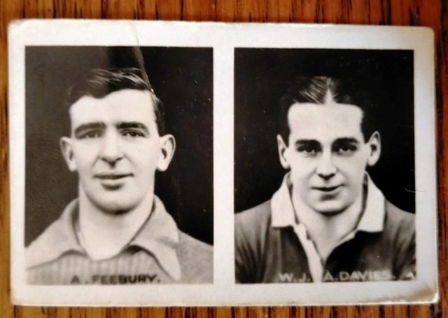 A. Feebury Palace Davies US #35 Amalgamated Press Famous Football Captains 1923*