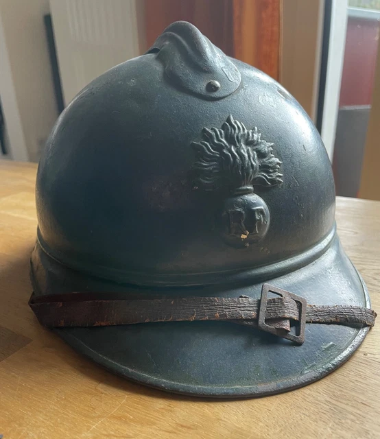 Originaler französischer Stahlhelm M 15 "Adrian", Erster Weltkrieg