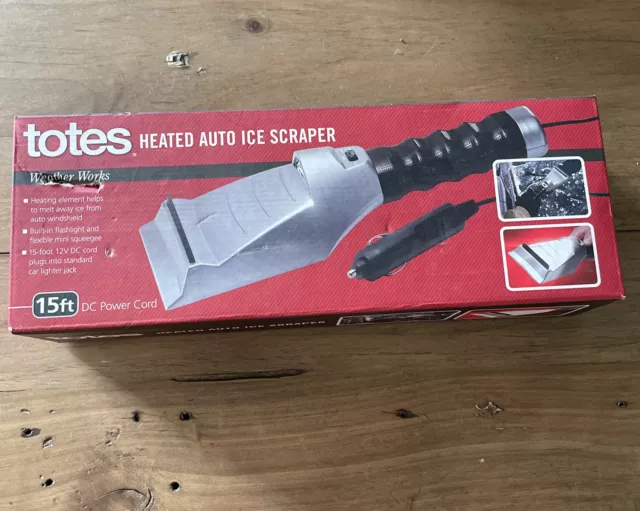 TOTES Heated Auto Car Ice Scraper with Built-In Flashlight 12V in package New