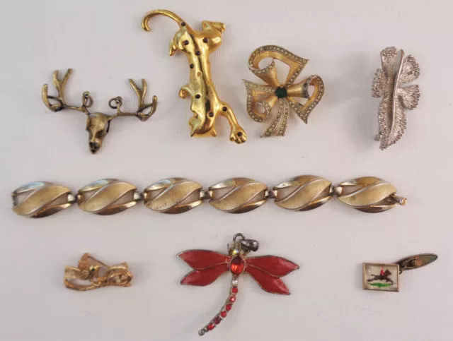 Vintage Jewlery Lot 8 Crown Trifari LG Dragonfly Leopard Bird Nest Deer Bracelet