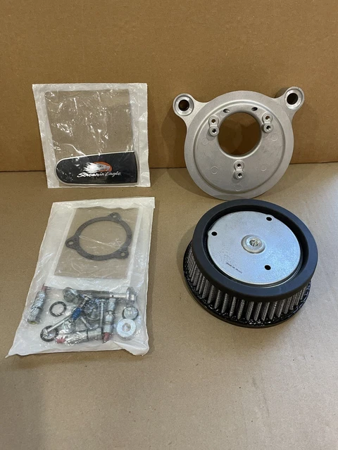 thumbnail image 2 of Harley Davidson Screamin Eagle Twin Cam Polished Aluminum Air Cleaner Trim Ring 2 of 4