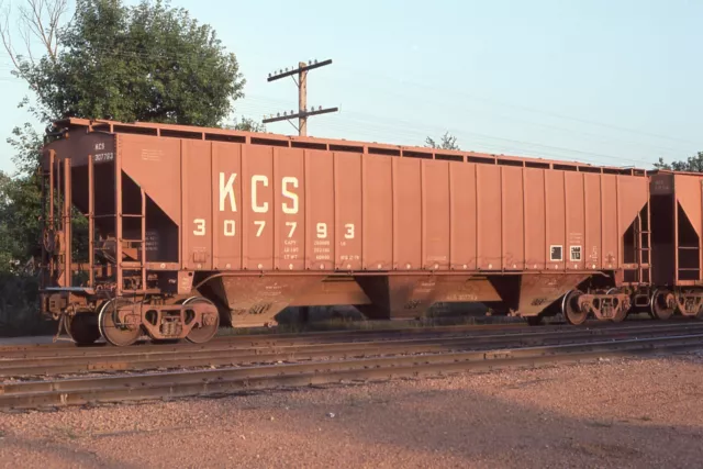 T: Original Slide KCS Kansas City Southern PS 4750 Hopper #307793 in 1983