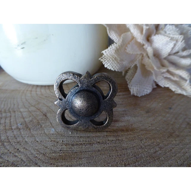 Vintage Drawer Pull Bronze Quatrefoil Metal Handle Cabinet Dresser Door Knob