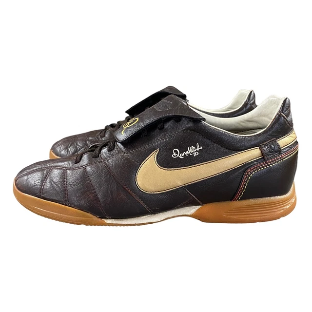 NIKE TIEMPO R10 SG Size 10 UK Black Gold White 165.00