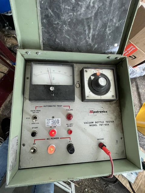HIPOTRONICS HUBBELL 7BT-60A VACUUM BOTTLE TESTER HAEFELY Needs Repairs HIPOTRONICS HUBBELL 7BT-60A VACUUM BOTTLE TESTER HAEFELY Needs Repairs
