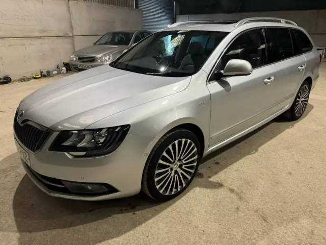 2013 Skoda Superb 2.0 TDI Elegance Estate 5dr Diesel DSG 4WD Euro 5 (s/s) (170 p