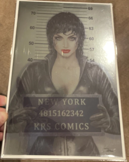 Catwoman 47- Natali Sanders Nycc 2022 Krs Exclusive; Foil- Virgin Variant!