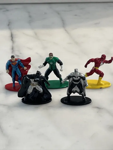 5 Jada Toys Nano Metalfigs DC Comics Superman 2 Batman’s The Flash Green Lantern