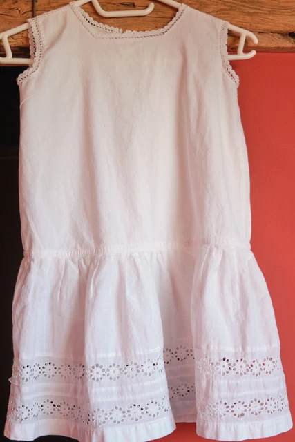 Ancienne robe fillette poupée tissus fin blanc ancien vintage N289b