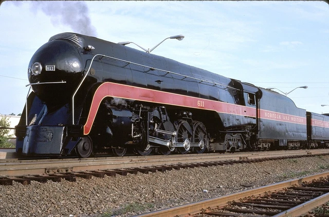 Norfolk & Western (NW) - 4-8-4 - #611 - Original 35mm Slide (n)