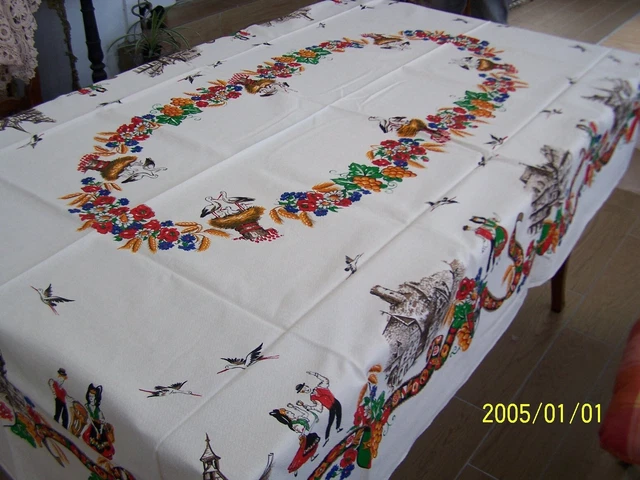 Nappe et six serviettes damassées Au centre l'emblème du Lut - Lot 1806