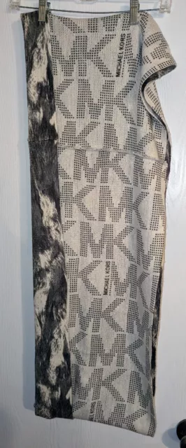 Michael Kors Knit Infinity Scarf MK Logo Cream & Gray Feathery Print Excellent !