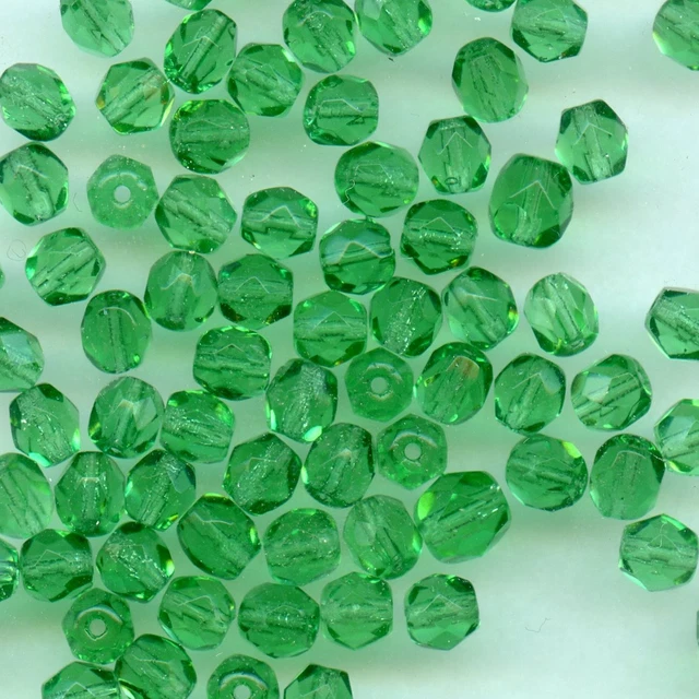 F5 E *** 60 perles en verre de Bohême à facettes  5mm EMERAUDE