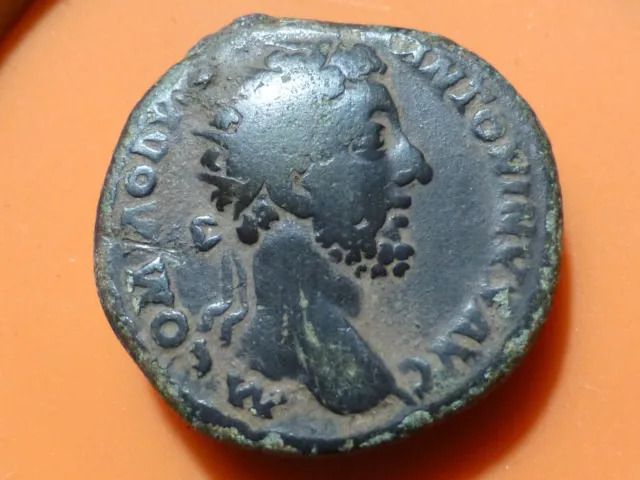 Monnaie Romaine Antique - As A Repertorier "Commodus" - Pour Experts !