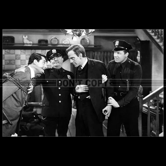 Photo F.024367 RAYMOND MASSEY CARY GRANT JACK CARSON (ARSENIC AND OLD LACE) 1944