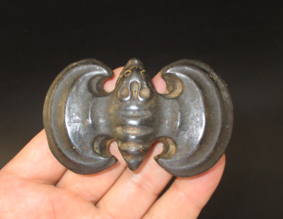 Old Chinese HongShan Meteorite culture jade Hand-carved Bat amulet Pendant