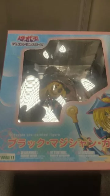 Kotobukiya kuribo Yu-Gi-OhThe Dark Side of Dimensions Dark Magician Girl Figure 3