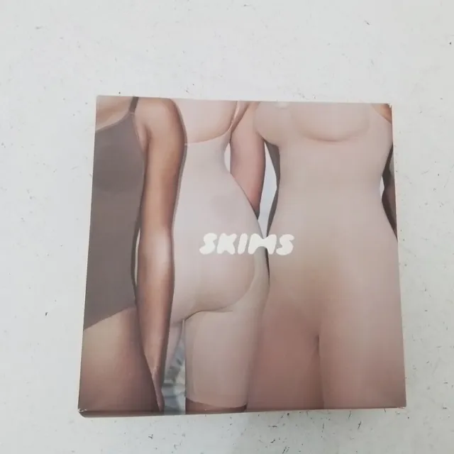 Women's SKIMS 0103 Sculpting Shorts Mid Thigh High Waist ASST Nude Color  NWT* F1