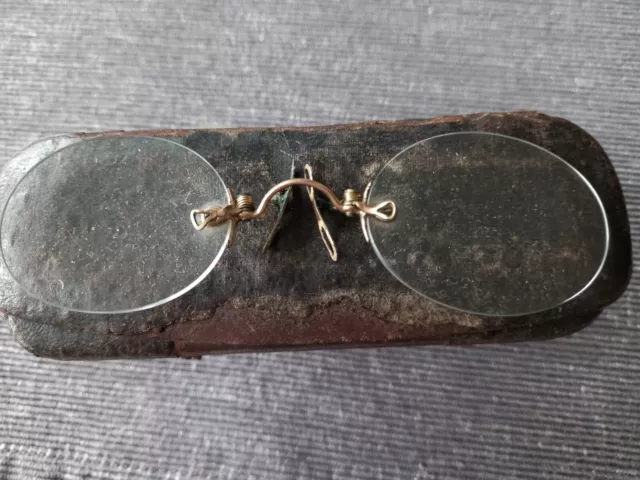 Alter Zwicker Kneifer Brille um 1900 randlos mit ETUI guter, gebrauchter Zustand