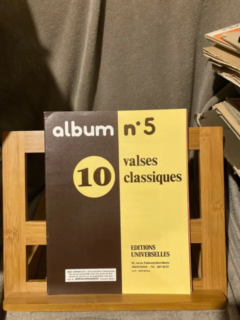 10 valses classiques Album n°5 partition piano accordéon éditions Universelles