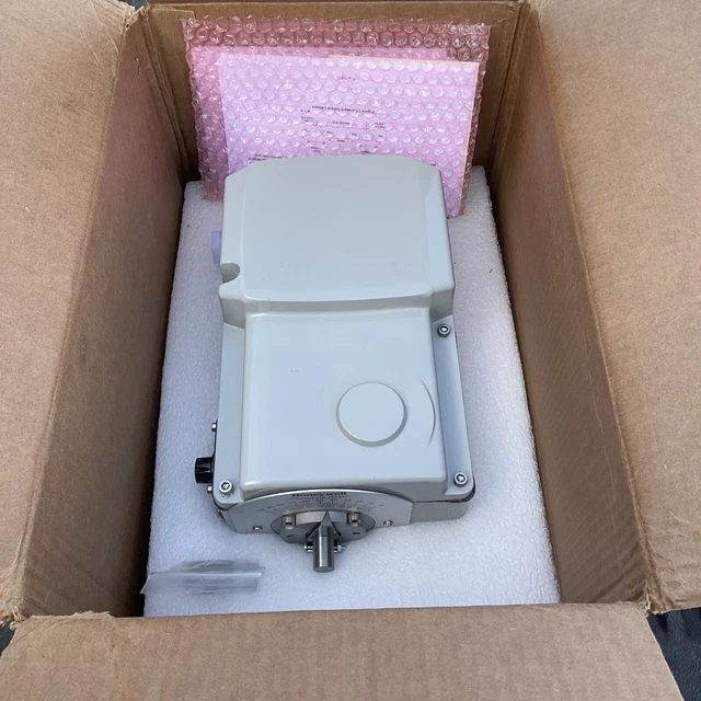 NEW Honeywell Herculine 2000 Actuator; 2002-400-090-126-300-03-020001-1-0-00