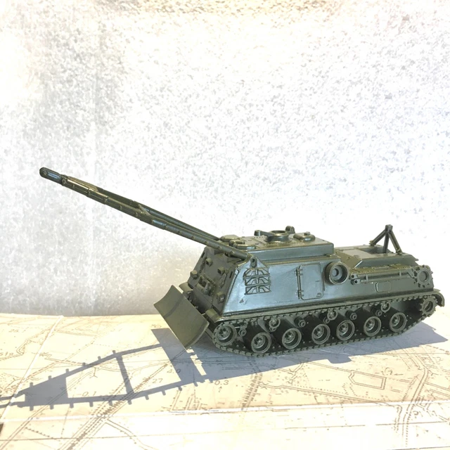 per Herpa Prototype No. V1 Carro armato da combattimento con armatura aggiuntiva e boccaglio aprile 1942 / Fighting Tank Tiger 1:87 ABS Modello precostruito