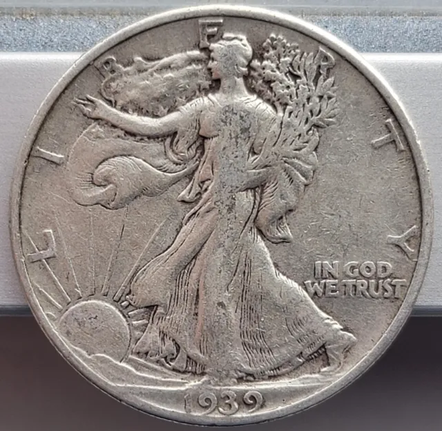 1939 Silver Walking Liberty Half Dollar *Lightly Circulated*