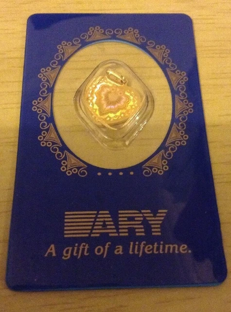 ARY DUBAI 24KT 999 Bullion Gold Holographic Rainbow Heart Pendant