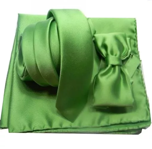 Completo Verde Papillon Cravatta E Fazzoletto Da Tasca Green Skinny Tie Pochette