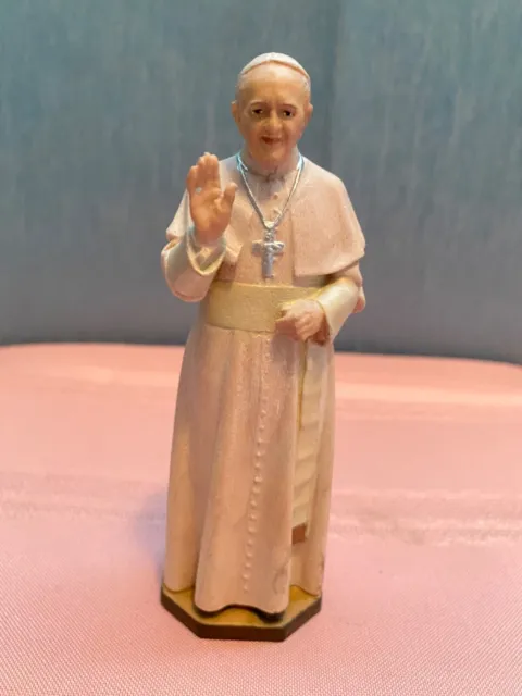 "Figura del Papa Francisco estatua pintada a mano/tallada a mano en madera de Valgardena Italia 4,75"""