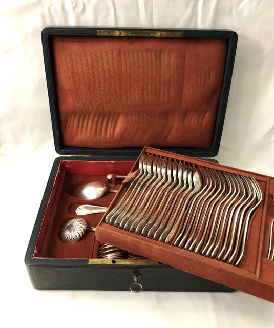 Coffret écrin En Chêne Pour Ménagère En Argenterie (vide). Marque Gagneur & Combet, Lyon, Années 1920-40. Occasion Bon état. Bois Et Laiton, Fait Main.