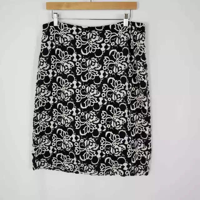 Talbots Black & White Crochet Lace Straight Pencil Skirt Women's 12